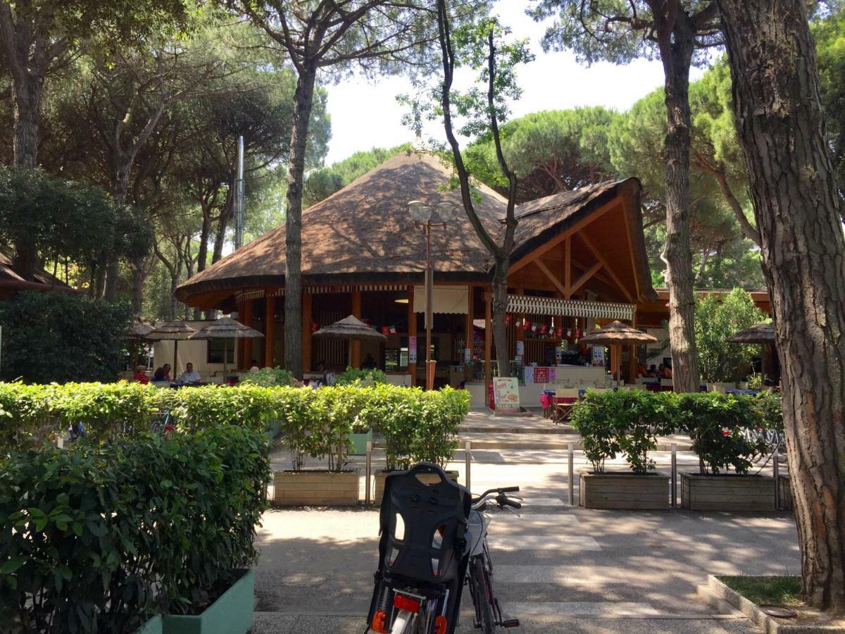 Dena Chalets - Lido Di Spina At The Beach ภายนอก รูปภาพ